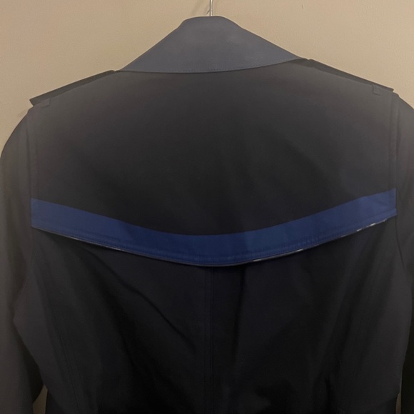 Burberry London Navy trench coat with leather collar and blue piping uk 6 (xs) - Picture 6 of 6